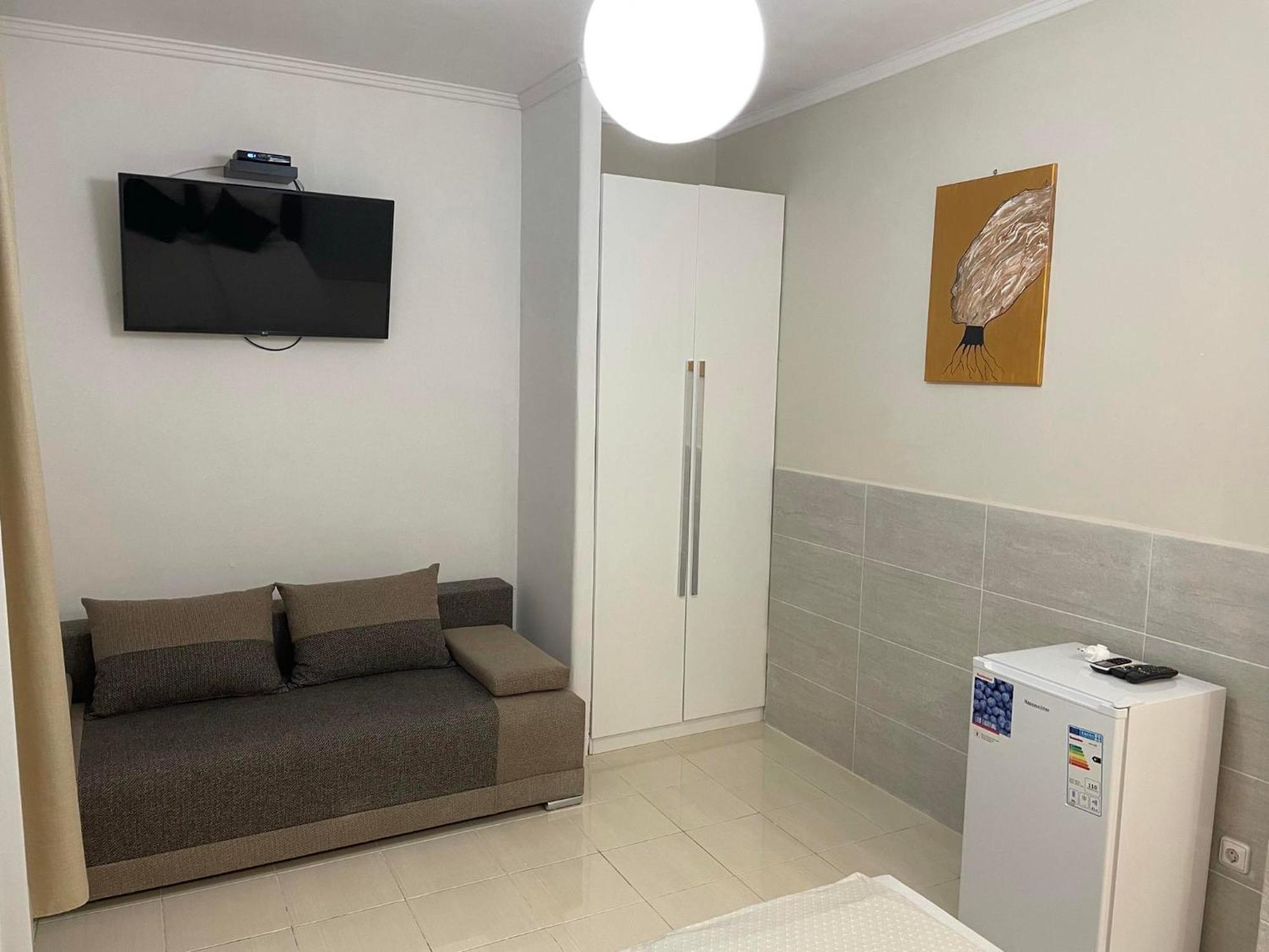 Adam Apartman Hajdúszoboszló Buitenkant foto